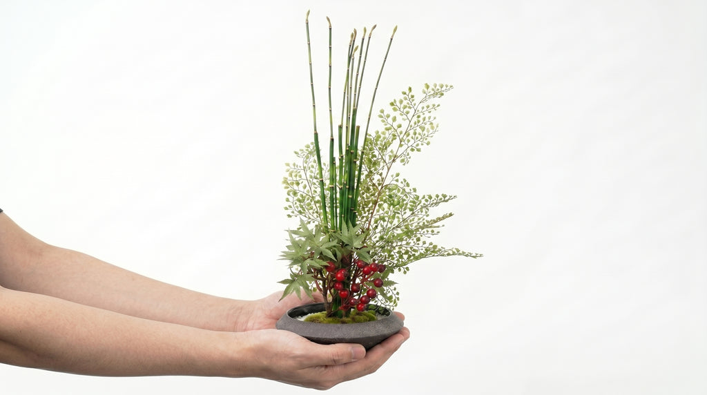 Momiji Ensemble Plateau Petite Bonsai with Berries - Medium